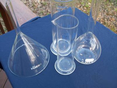 Assorted laboratory glassware