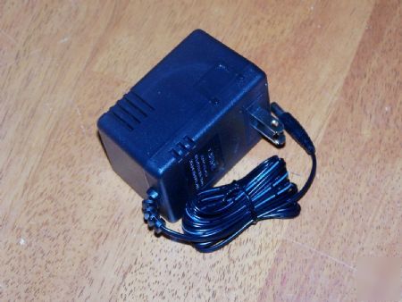 Ac charger-fluke dsp-4000 - dsp-4300 power adapter