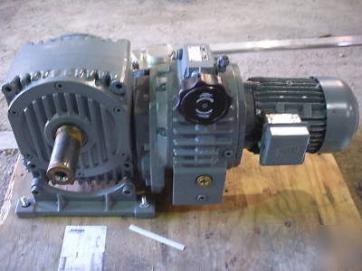 New lenze 5 hp adjustable gear/speed reducer 2-12 rpm 