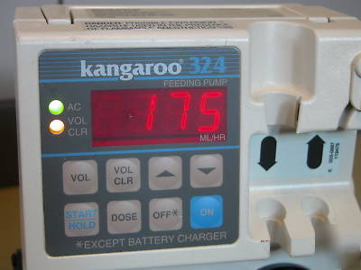Kangaroo 324 enternal feeding pump - full working order