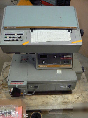 Beckman 24 uv/vis spectrophotometer & recorder w/sipper