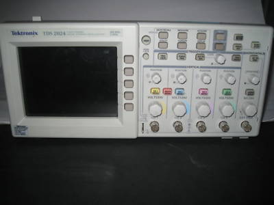 Tektronix TDS2024 4CH color, 2GS/s 200MHZ oscilloscope