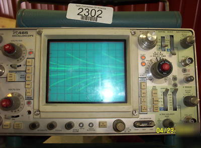 Tektronix 465 oscilloscope w/ document pouch and handle