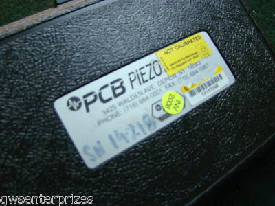 Pcb piezotronics accelerometer vibration sensor 393B12