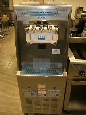 Taylor ice cream machine soft serve freezer model 794