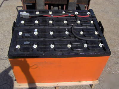 48 volt forklift battery 24-85-19 5 hour cap tested 