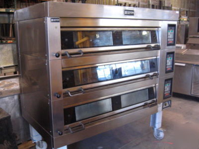 Doyon artisan stone triple deck oven model 3T3