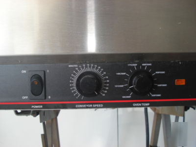 Gently used lincoln impinger oven model #1301