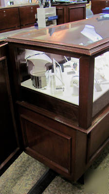 Set of 9 jewelry display showcases, glass and mahogany