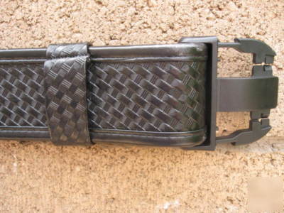 Police duty belt & safariland holster for mod. 1911 .45