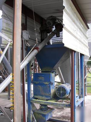 Complete feed mill hammer mill 6 to 8 tons hour