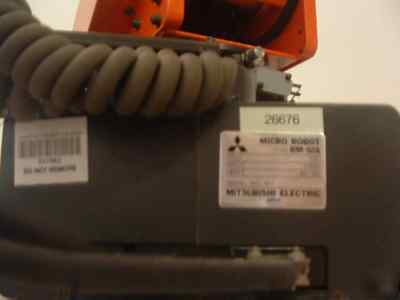 Mitsubishi movemaster rm-501 industrial robot arm
