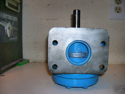 Cincinnati centerless grinder *vickers hydraulic pump*