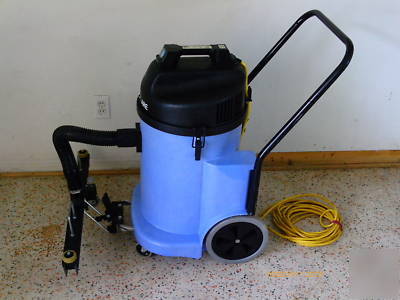 Numatic wv 900-2 wet/dry vacuum 