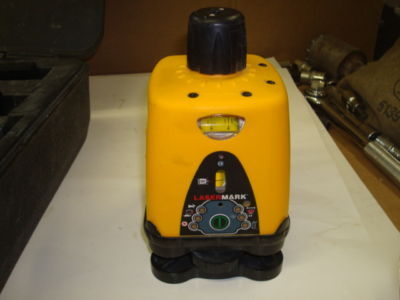 Cst/berger lasermark lm-30 rotary laser level w/case++