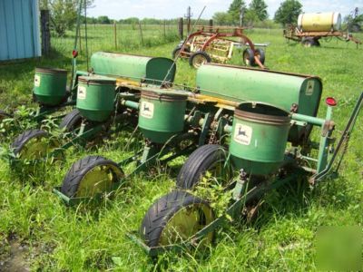 P1240 john deere corn planter vintage 