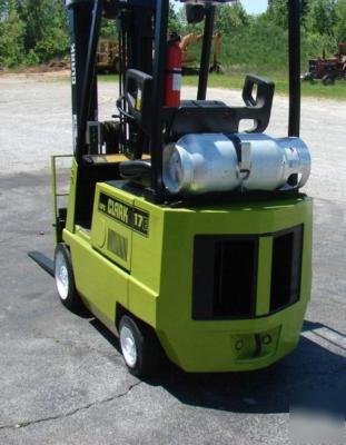 Clark forklift gcx-17E 3500 lb. capacity fork lift