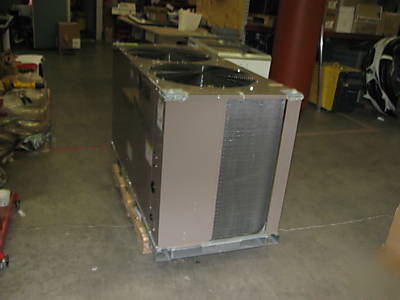 York 10 ton air conditioner condenser model H3CE120A46A