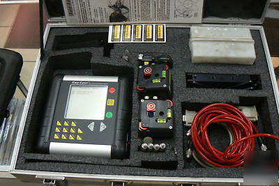 Easy laser shaft measurement & alignment system D450