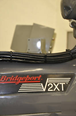 Bridgeport 3-axis cnc V2XT w/dx-32