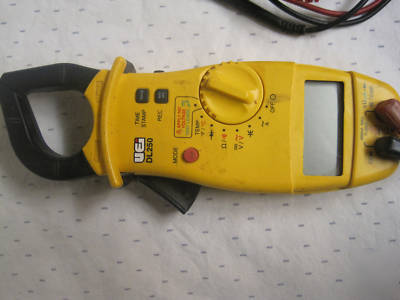 Uei digital clamp-on meter DL250