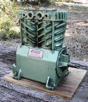 Speedaire 2Z499A air compressor/vacuum pump dayton