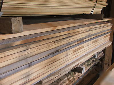 Kiln dried 4/4 rough red oak boards 100 ft - semi load 