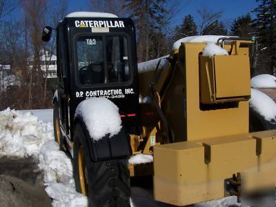 Caterpiller th-83 telehandler 2003 w/1027HRS great cond