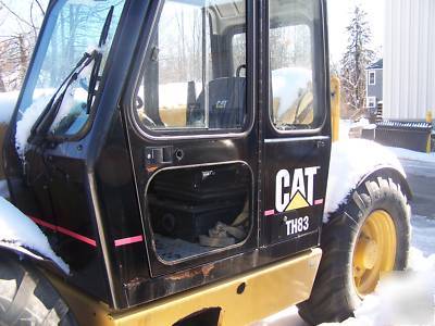 Caterpiller th-83 telehandler 2003 w/1027HRS great cond
