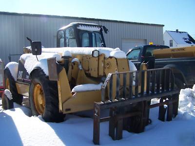 Caterpiller th-83 telehandler 2003 w/1027HRS great cond