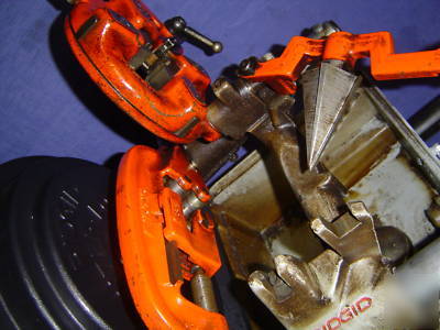 Ridgid 1822 pipe threader machine 