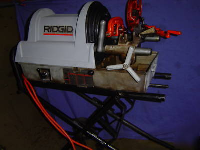 Ridgid 1822 pipe threader machine 