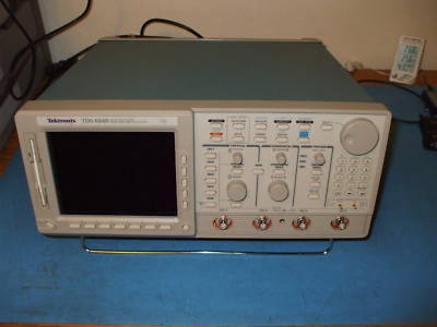 Tektronix TDS684B tds 684B 1 ghz 4CH 5GS/s oscilloscope