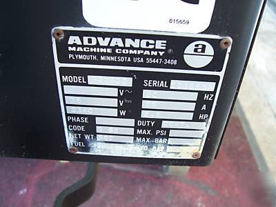 Advance whirlamatic 20 battery buffer-burnisher uhsb 20