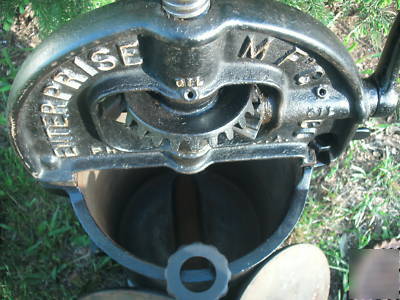 8 quart enterprise sausage cast iron stuffer