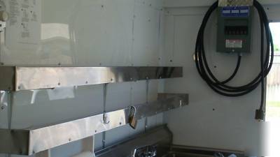 2009 cargo craft - expedition concession trailer