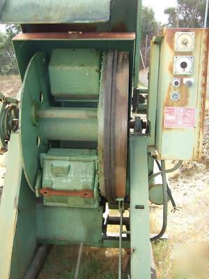Harperizer hs-12 mass finishing machines