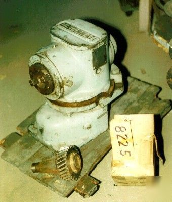 Cincinnati heavy duty vertical milling attachment 20934