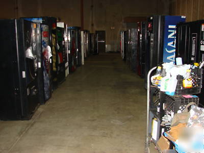 Dixie narco 501 - 8 select can soda water drink machine