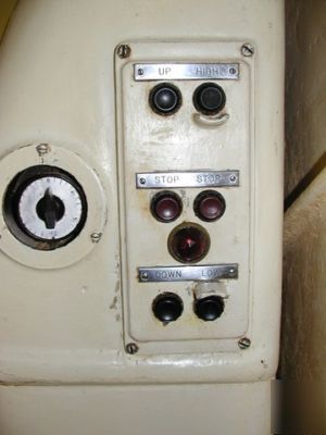 Read co. horizontal barrel bakery dough mixer 1000 lb.