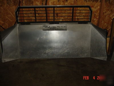 Ray allen - police K9 transport cage/partition/barrier