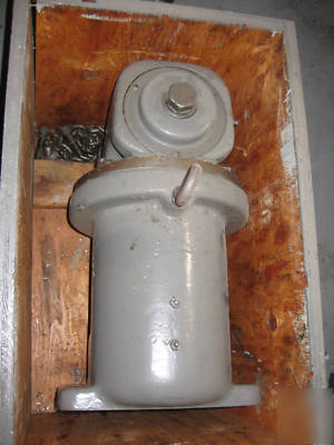 Cincinnati milacron 315-16 e dial type universal mill