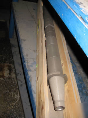 Cincinnati milacron 315-16 e dial type universal mill