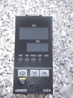 Omron E5EK digital process controller E5EK-AA2-500