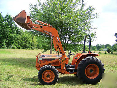 Kubota l-4150 4X4 compact diesel tractor loader 50HP