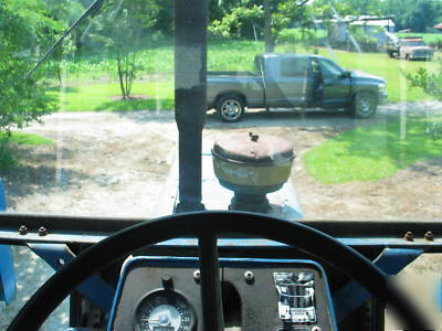 Ford 9600, dual wheel, cab with a/c tractor 