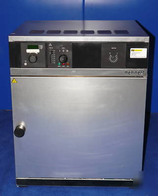Memmert laboratory benchtop oven ULE400 - 220Â°c