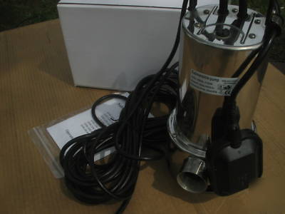 Maxifalls 18000 submersible water transfer pump, sump