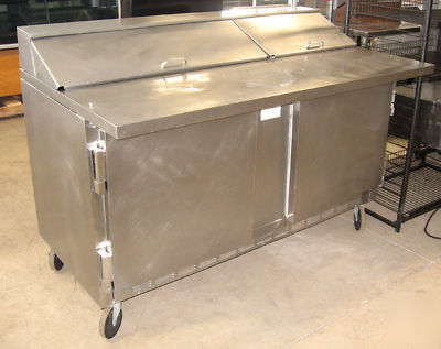 Beverage air 5 ft. sandwhich prep unit