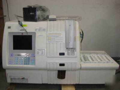 Abx pentra 120 hematology analyzer